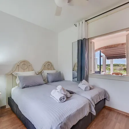 Beachside In Carib Playa 别墅 马尔韦利亚