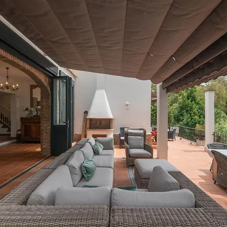 Villa Beachside In Carib Playa Marbella