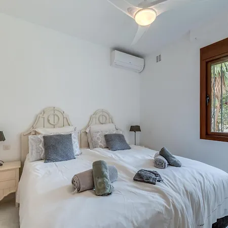 Villa Beachside In Carib Playa